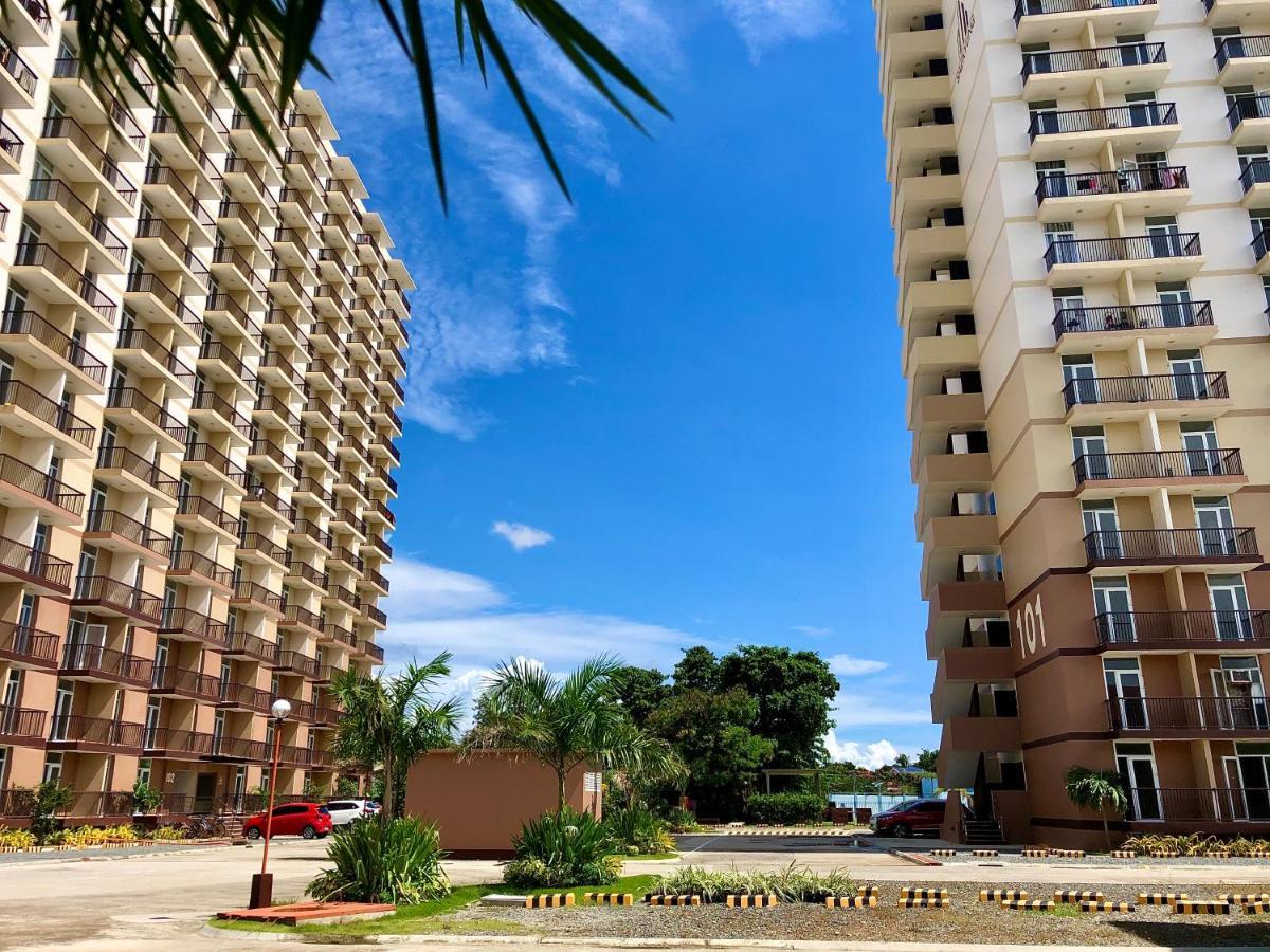 Condo W/ Balcony Near Mactan International Airport มักตัน ภายนอก รูปภาพ