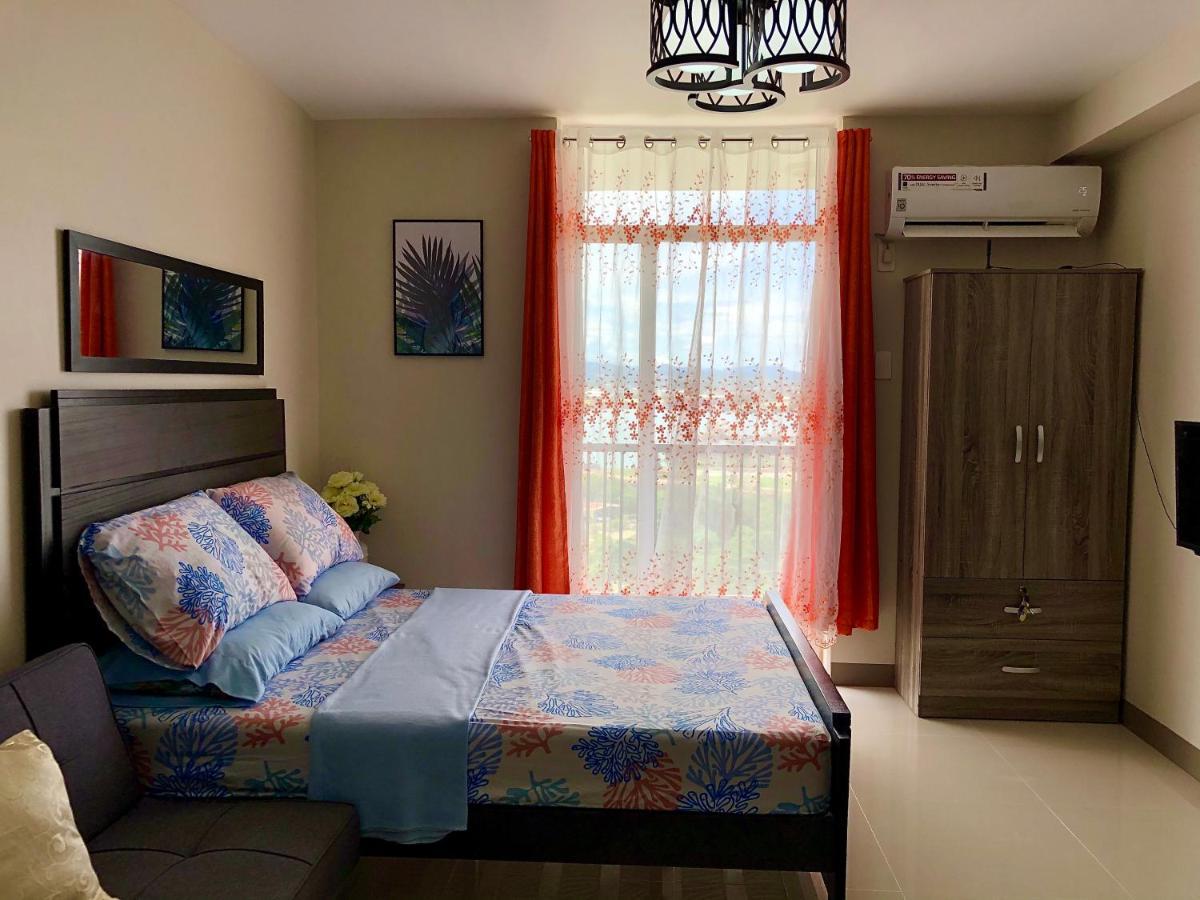 Condo W/ Balcony Near Mactan International Airport มักตัน ภายนอก รูปภาพ