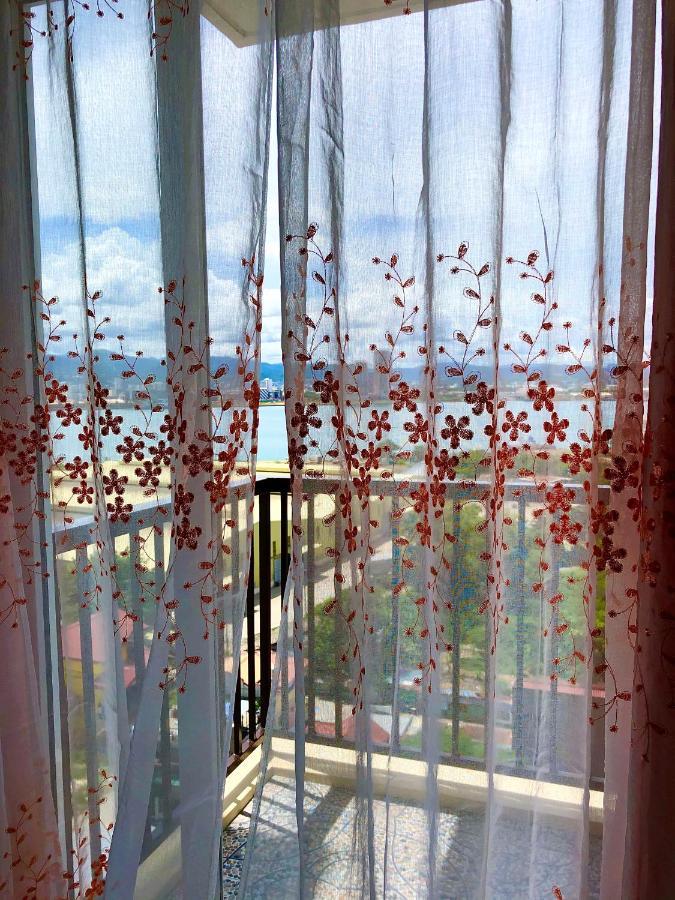 Condo W/ Balcony Near Mactan International Airport มักตัน ภายนอก รูปภาพ