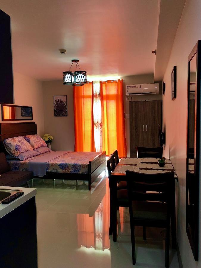 Condo W/ Balcony Near Mactan International Airport มักตัน ภายนอก รูปภาพ